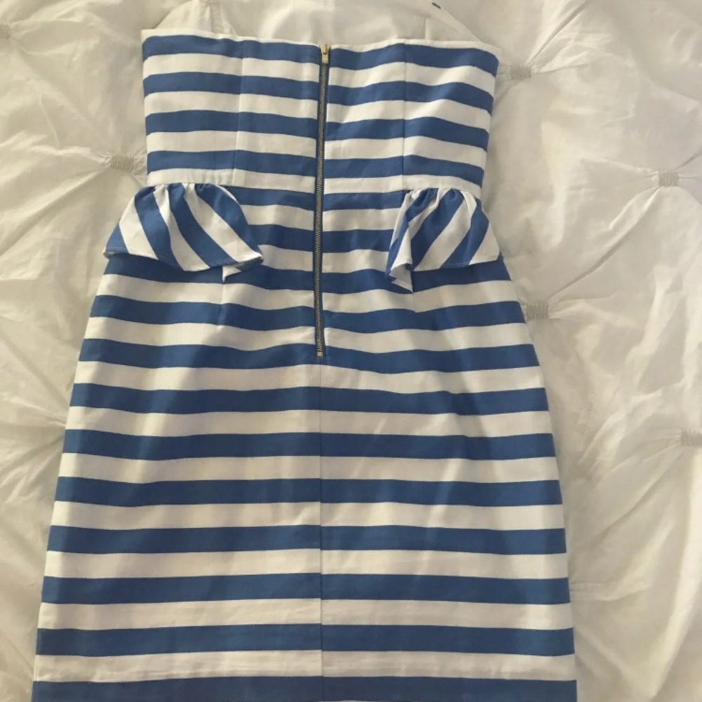 Dress - Picture 3 of 5